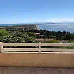 Avec Vue Panoramique-leucate Falaise