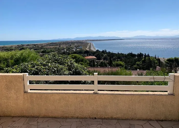 Avec Vue Panoramique-leucate Falaise